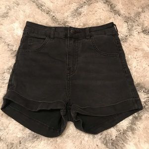 ✨ H&M high waisted shorts
